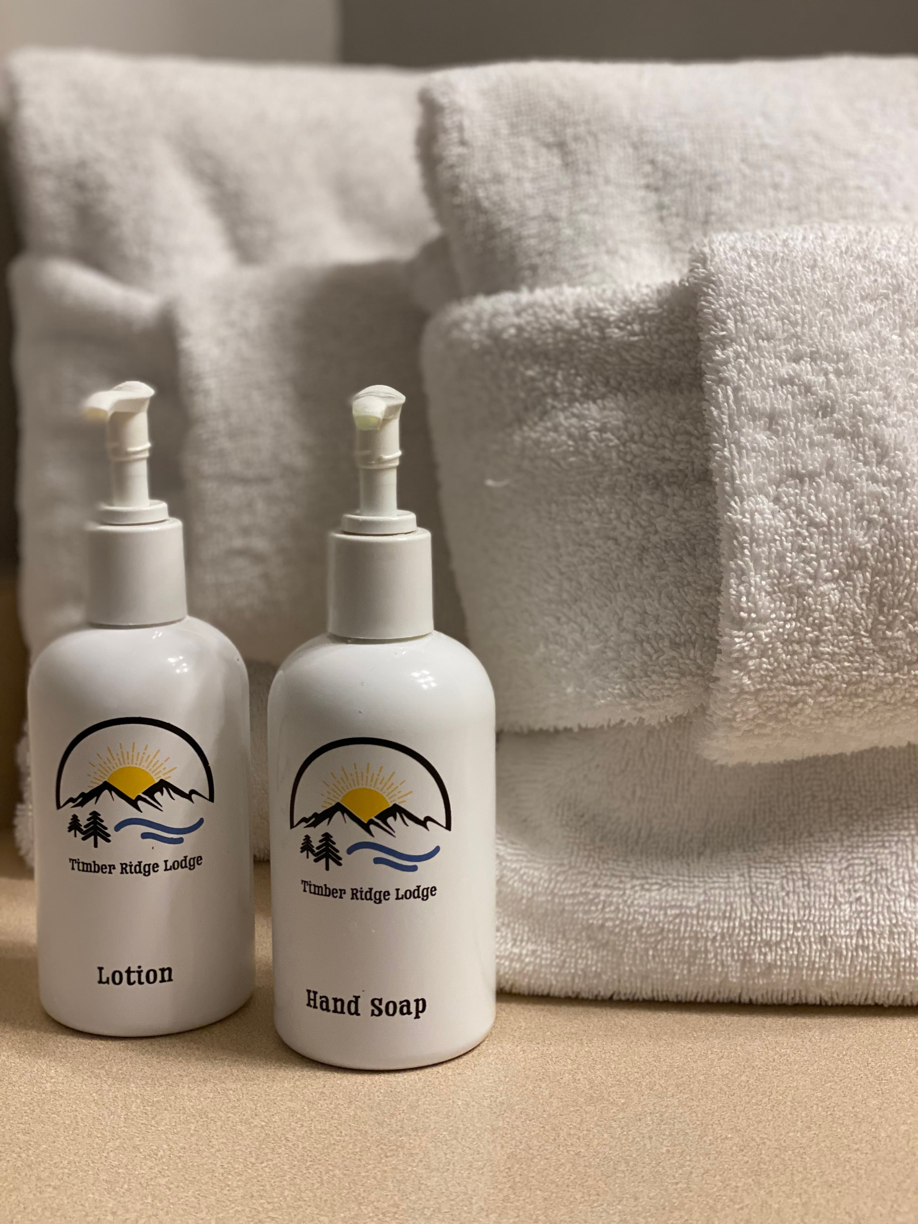 Green Tea Lemongrass scented spa quality shampoo, conditioner, body wash and lotion are provided. Each are available for purchase in the lobby.